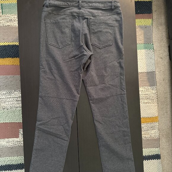 Men’s Lululemon ABC Pant Slim Tech Canvas 36x43 (TALL) Heathered Black - Picture 8 of 9